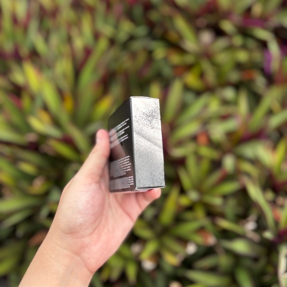 BNIB Fenty Beauty Demi’Glow Light-Diffusing Highlighter • Pretty Purlz - Picture 5 of 15